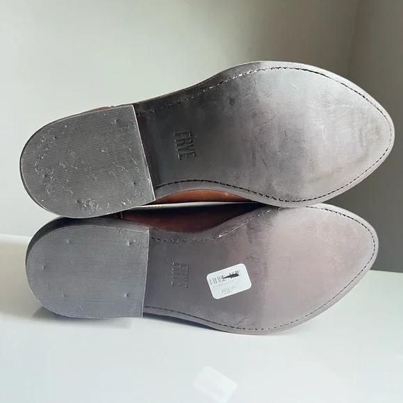 Frye..Women's Billy Short Leather Booties 3470435 COG.. Color:Brown/Cognac.